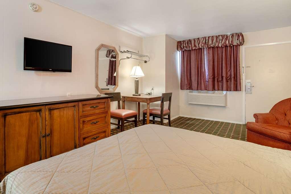 Rodeway Inn & Suites Raton Quarto foto